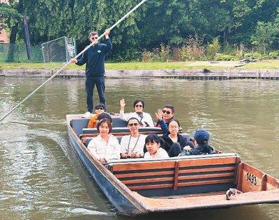 中秋国庆双节出境游预订火热，出境旅游市场迎来新高峰